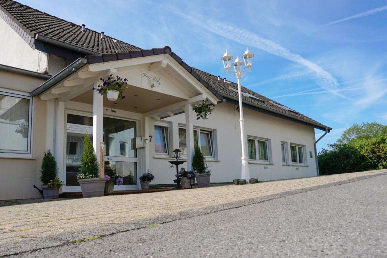 ホテル Haus Loehrberg Hemer エクステリア 写真