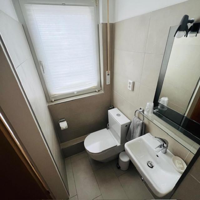 ホテル Haus Loehrberg Hemer エクステリア 写真